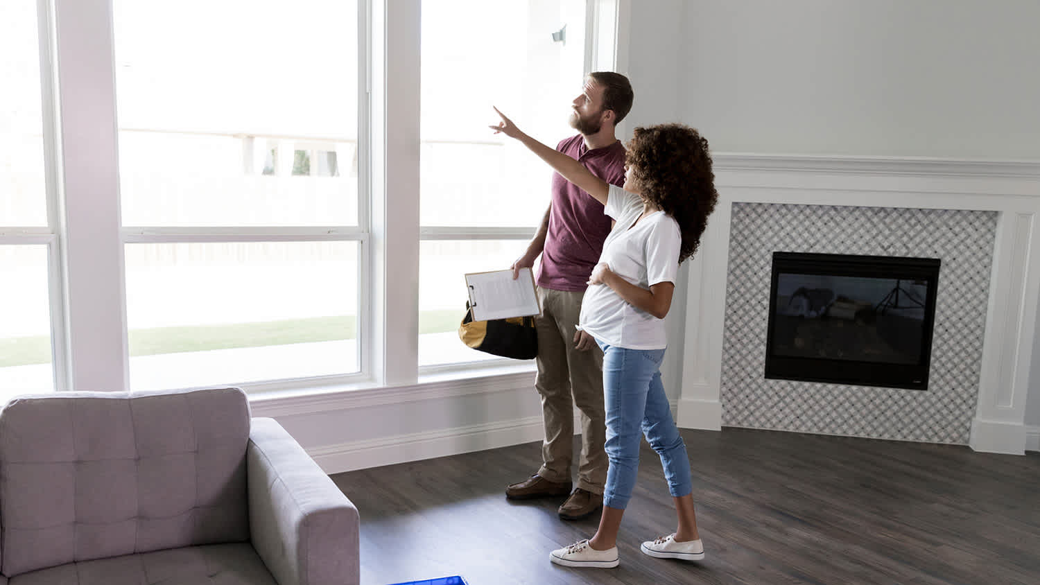 Contractor discusses with homeowner